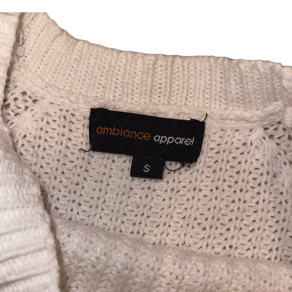 Ambiance Apparel Woman’s White Cold Shoulder Arm Cutout Knit Sweater Size: Small - Picture 9 of 11